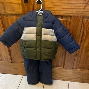 Carter’s snowsuit 3T